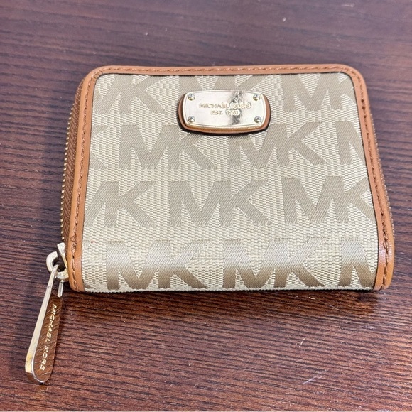 MICHAEL Michael Kors Handbags - MICHAEL KORS monogram canvas zippered bifold wallet with gold hardwares EUC